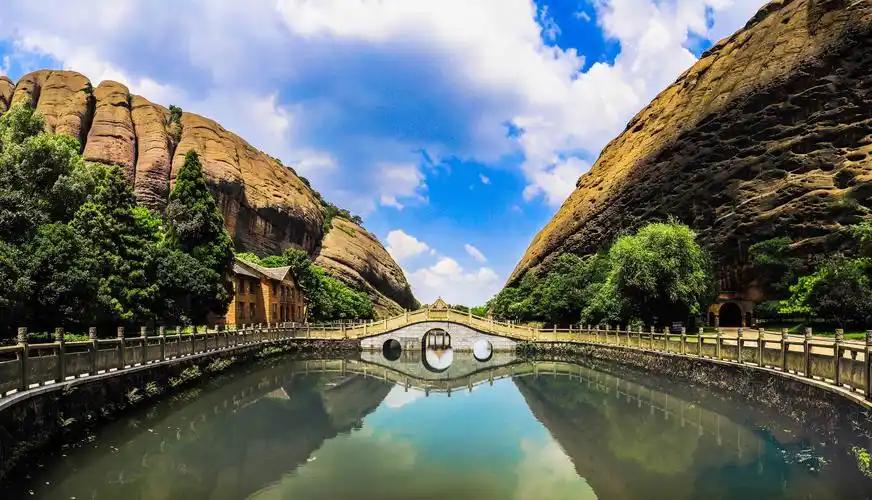 龟峰,一场令人神往的黄昏邂逅