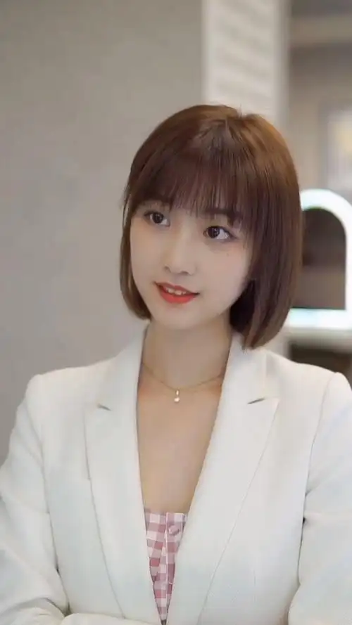 半短发发型图片2017女