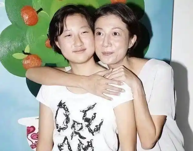 绮丽_林凤娇_女人