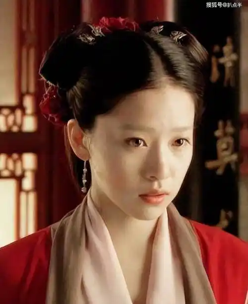 终被男友求婚的阚清子:曾是"四美之一",缘何沦为靠感情出圈_因为_北影