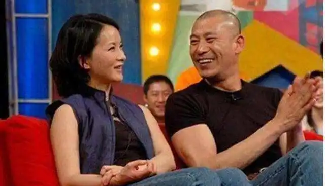 《大宅门》谢兰,儿子长相帅气岁她,大9岁丈夫颜值却一言难尽!