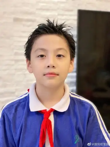 上小学三年级的弟弟_高清图集_新浪网