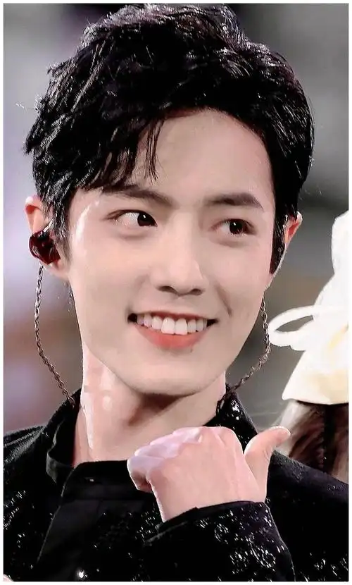 肖战丨2020微博king治愈系笑容