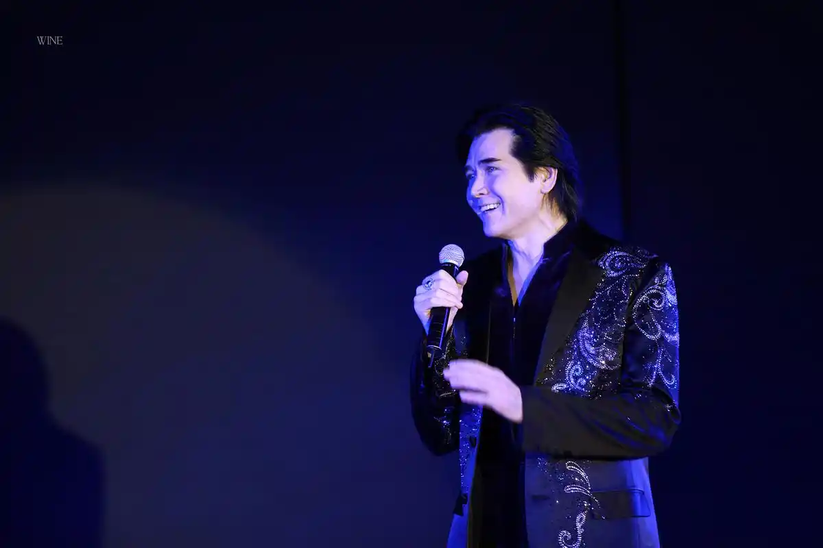 华语歌坛最受欢迎的60后男歌星,我最崇拜的是王杰,你呢?