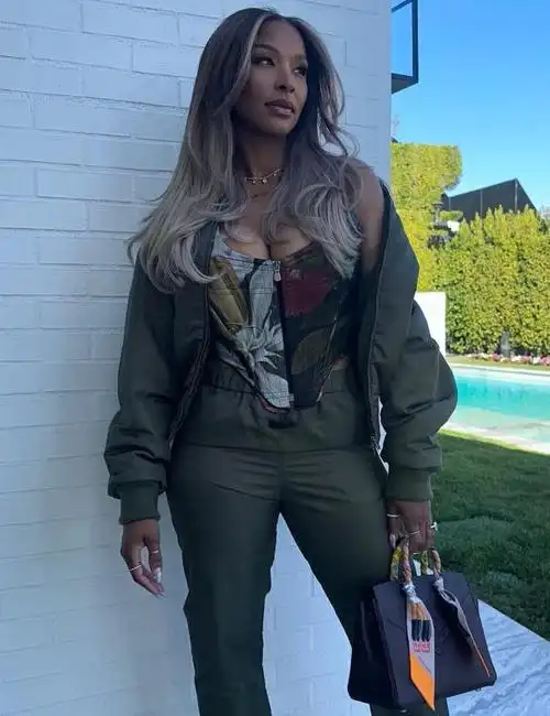 詹姆斯妻子萨瓦娜比斯利女友montana yao乐福妻子kate希罗女友katya