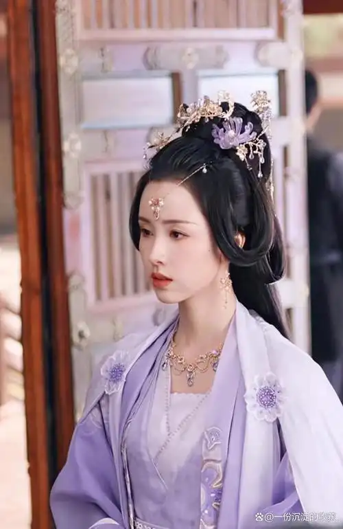 梦回港风侠女:陈都灵古装扮相的魅力