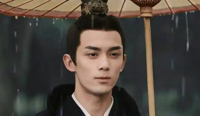 为戏三月不吃白米饭,吴磊的清醒,让多少"肌肉衣"羞红了脸!