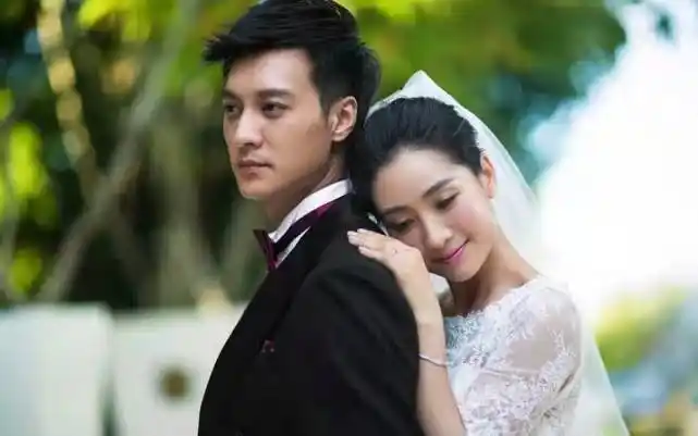 陶昕然和何建泽结婚6年育有一女第一次见面定终身