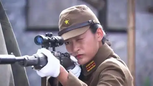 神枪:女鬼子奋勇追杀,跟狙击高手自信对枪,没想到被一枪击毙