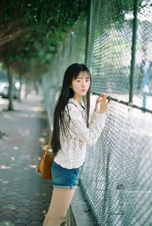 鞠婧祎 12.13年的早期小鞠,都是出道前的照片哦