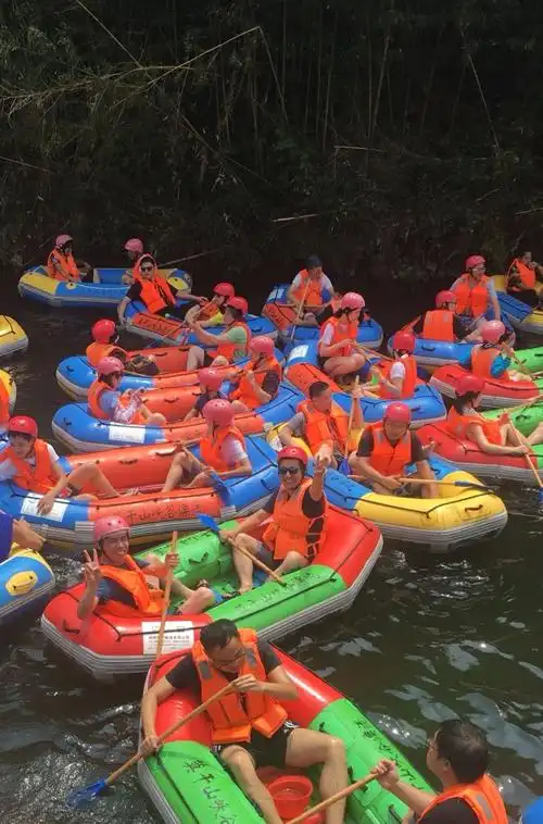 漂流篇耍起来～位于莫干山山顶,我们所入住的酒店-莫干山庄干净敞亮