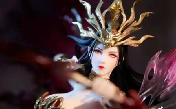 其实,美杜莎原先并不是人人惧怕的妖女,关于她变成蛇女的神话故事,一