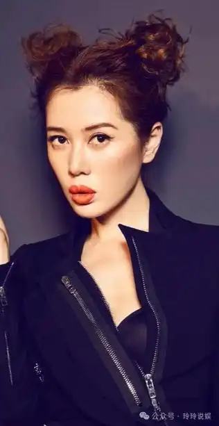 余男_观众_故事