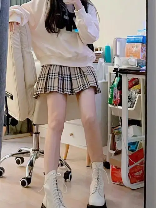 身高158体重90卫衣加短裙77靴子|shier studio|online绝对是显高