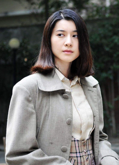 演员甄锡:当红时嫁大众男神黄海冰,8年生一双儿女,越活越美丽_腾讯