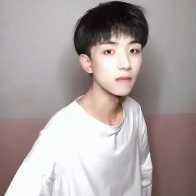 真人男生帅气的照片头像