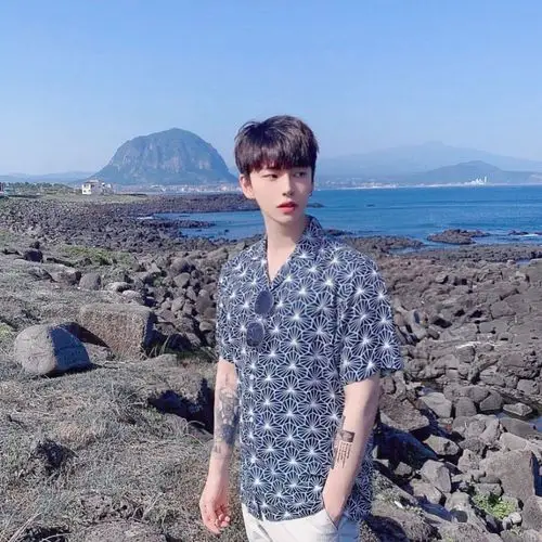 单眼皮帅哥头像,帅帅的男生唯美头像图片