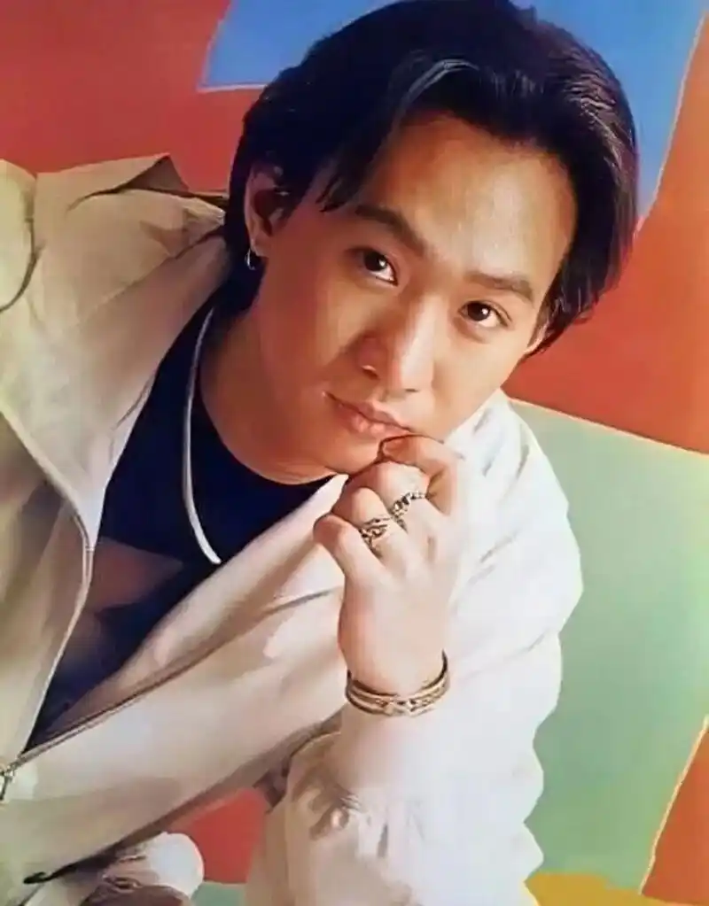 黄家驹(1962年6月10日—1993年6月30日),出生于中国香港