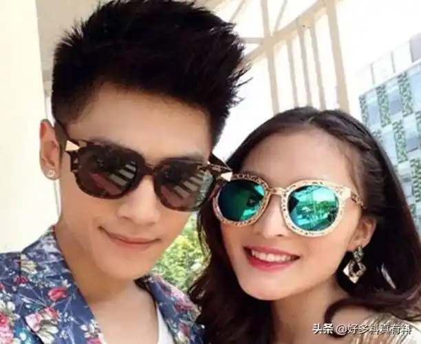 罗云熙女友罗云熙未出道前与女友的合照曝光很青涩