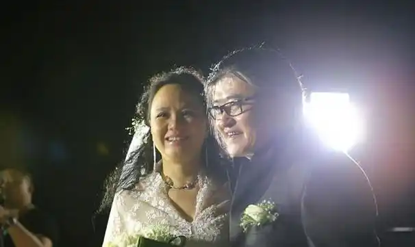 回顾9天闪婚婚后却拒绝教育子女刘欢称放纵孩子是我一生的错