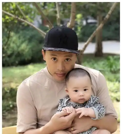 还记得中国好声音的金润吉吗在韩国选秀拿了冠军