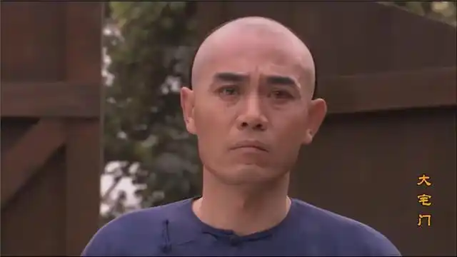 陈宝国在《大宅门》,年龄不够,演技来补
