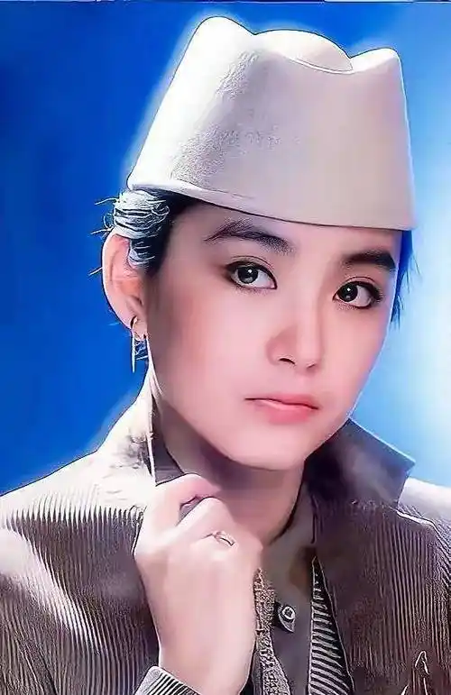 原创那一年张国荣爆火林青霞被徐克发掘周润发成为全港笑话