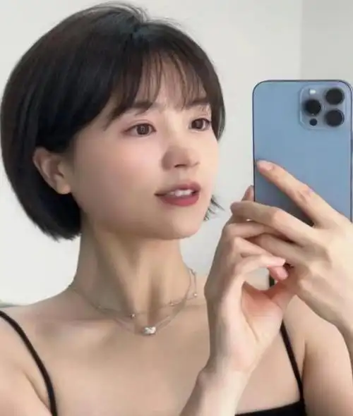 剪掉你的长发吧!今夏流行这3种"齐耳短发",时尚减龄还显脸小