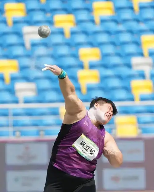 田径——女子投掷团体:铅球赛况