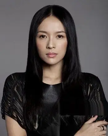 女生黑色长直发发型图片 淑女味道十足_头发新闻_西子美发网