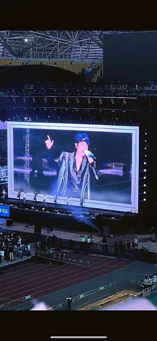 王俊凯陪你过七夕##和你心动七夕