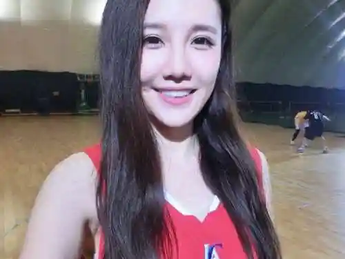 最美主播金昀去世图片_最美主播金昀去世了呢_最美主播