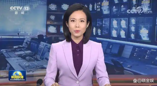 宝晓峰:工作连轴转,首次直播完《新闻联播》后主持《晚间新闻》|央视