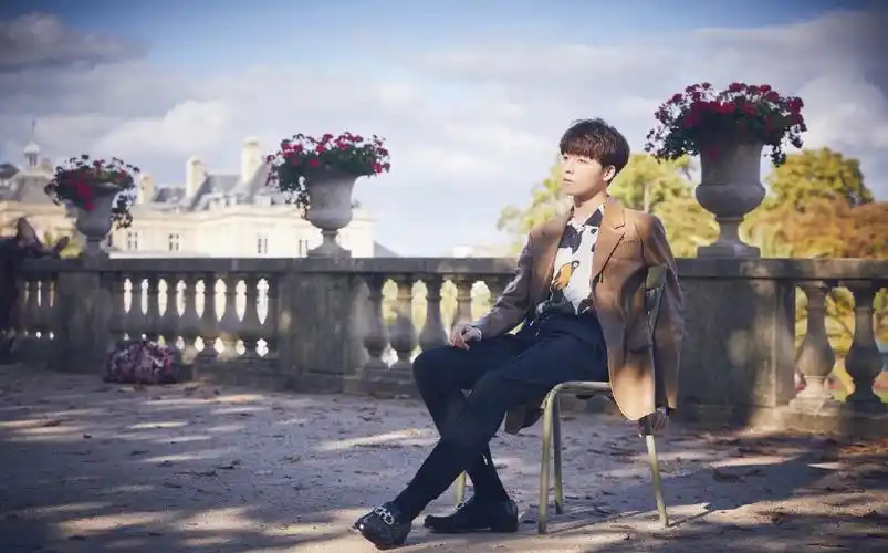 陈立农初秋巴黎帅气写真图片29