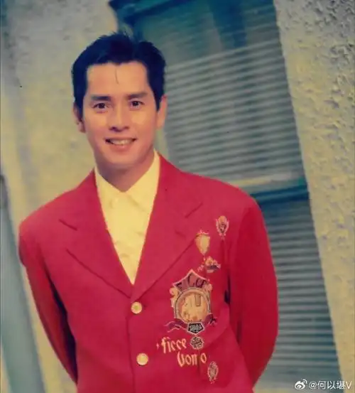 谭咏麟颜值#原来谭校长年轻时的颜值这么高#人生的100种可能