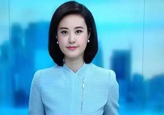 曾担任新闻类节目主持后,她逐渐接触到了财经频道,并主持过《第一时间