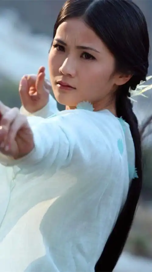 白蛇传说小青蔡卓妍饰