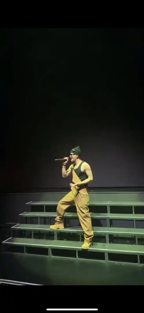 王嘉尔广州演唱会第一天现场##王嘉尔广州演唱会连开两天