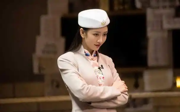 王鸥已待产,妈妈8号已到北京陪产,网友:王鸥好惨