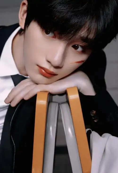 时代少年团丁程鑫英俊帅气写真,高清图片 - ipad壁纸