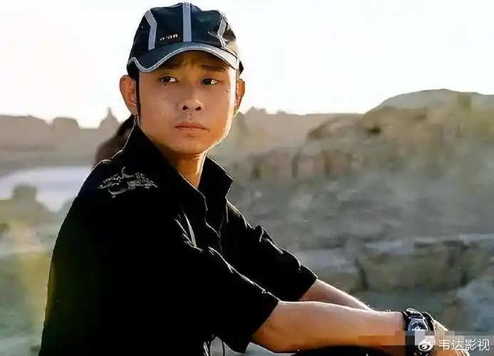 在今年的8月16日,刀郎选择注册了自己的视频账号,在没有发布任何内容