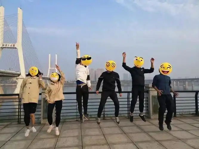 湖南百公里,是一个人的朝圣遇见一群人的温暖