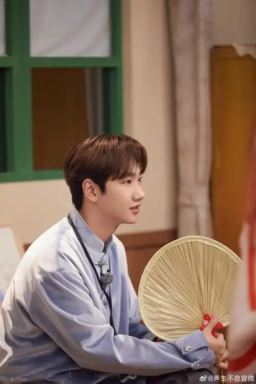 【#声生不息家年华#精彩剧照大放送】@汪苏泷玉树临风 才比子建「心中