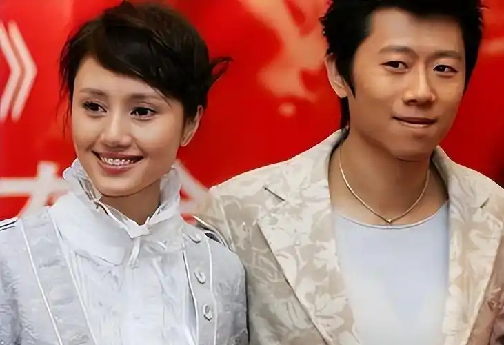 回顾清醒情史袁泉不惧高圆圆插足一生只爱一人成娱圈清流