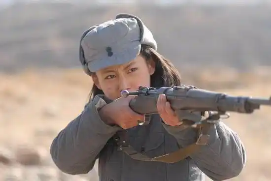 《战火中青春》贾青拍摄辛苦 但收获最多