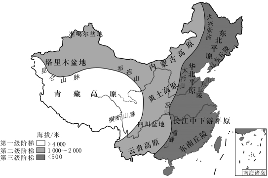 (2021高一上·汕尾期末)      读我国主要地形区分布图和我国