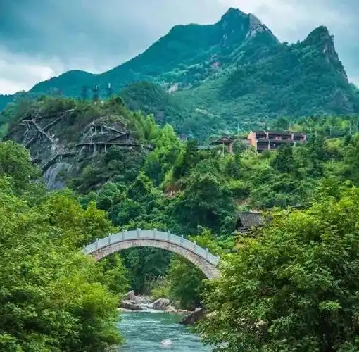 【山水推荐线路】阳春三月游江西,婺源篁岭油菜花,赴!