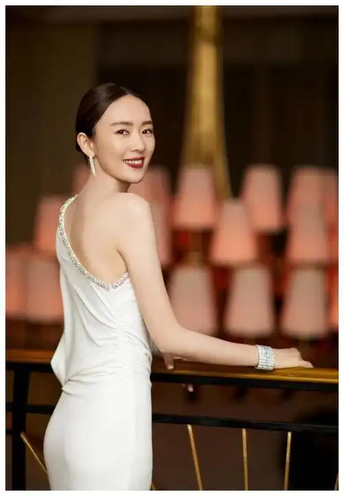 颖儿|江疏影|乔振宇|陈妍希_网易订阅