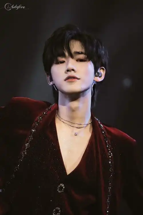 宋亚轩的图片,有多少来多少,可以不? - 知乎