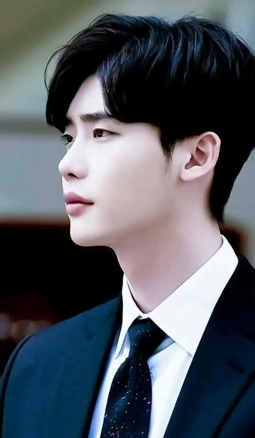 李钟硕任是无情也动人